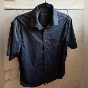 Men's black UNTUCKit button down shirt